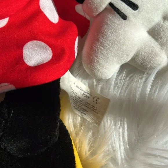 Disney’s Minnie Mouse plush 18” - Picture 7 of 8